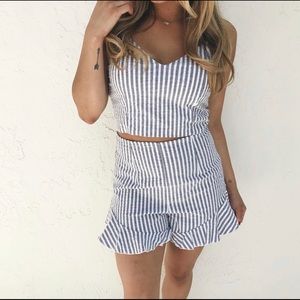 Striped set